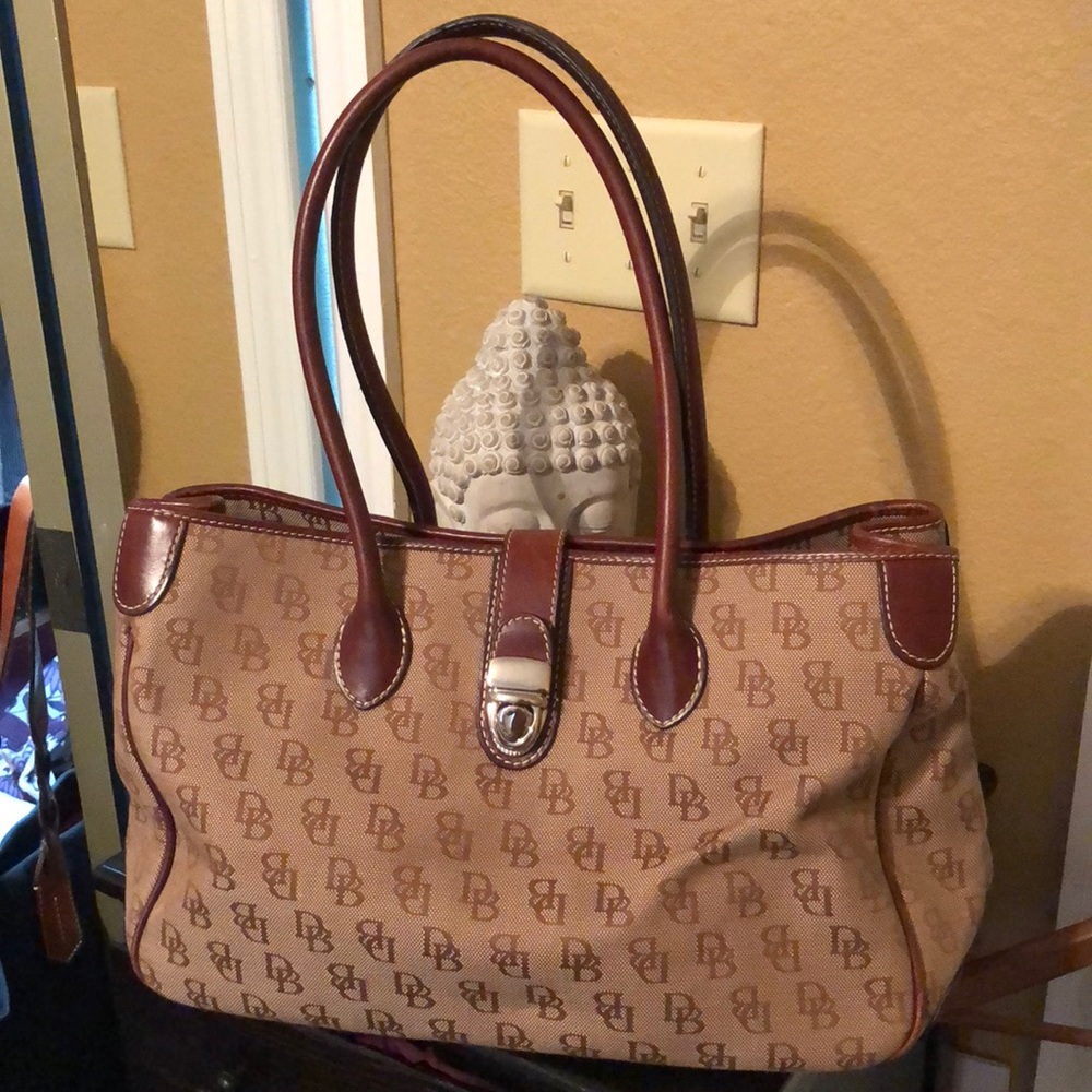 Large Dooney and Bourke Tote